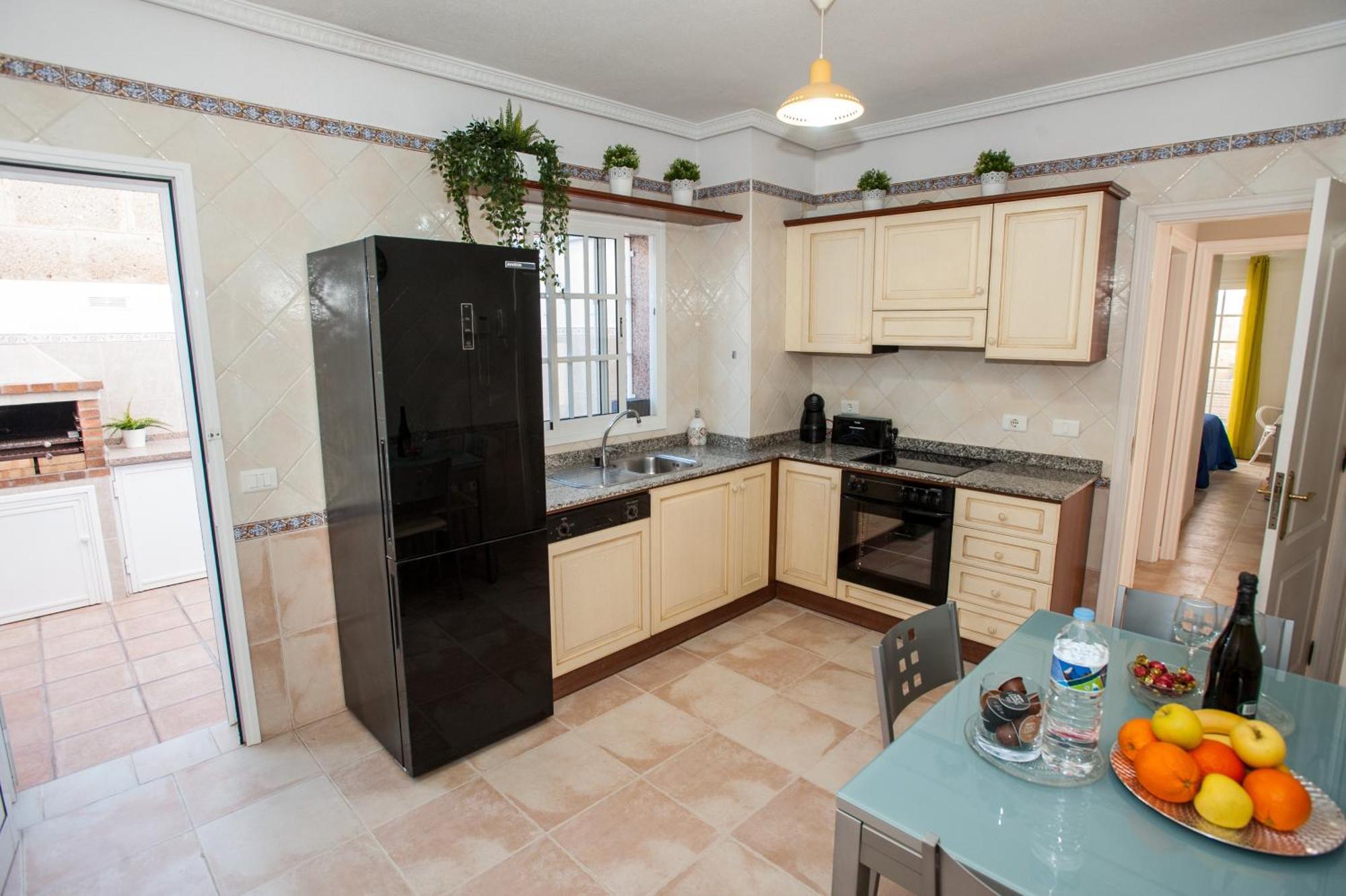 Villa Vanesa Luxury Private Villa With A Heated Pool, 4 Bedrooms And 4 Bathrooms Costa Adeje  ภายนอก รูปภาพ