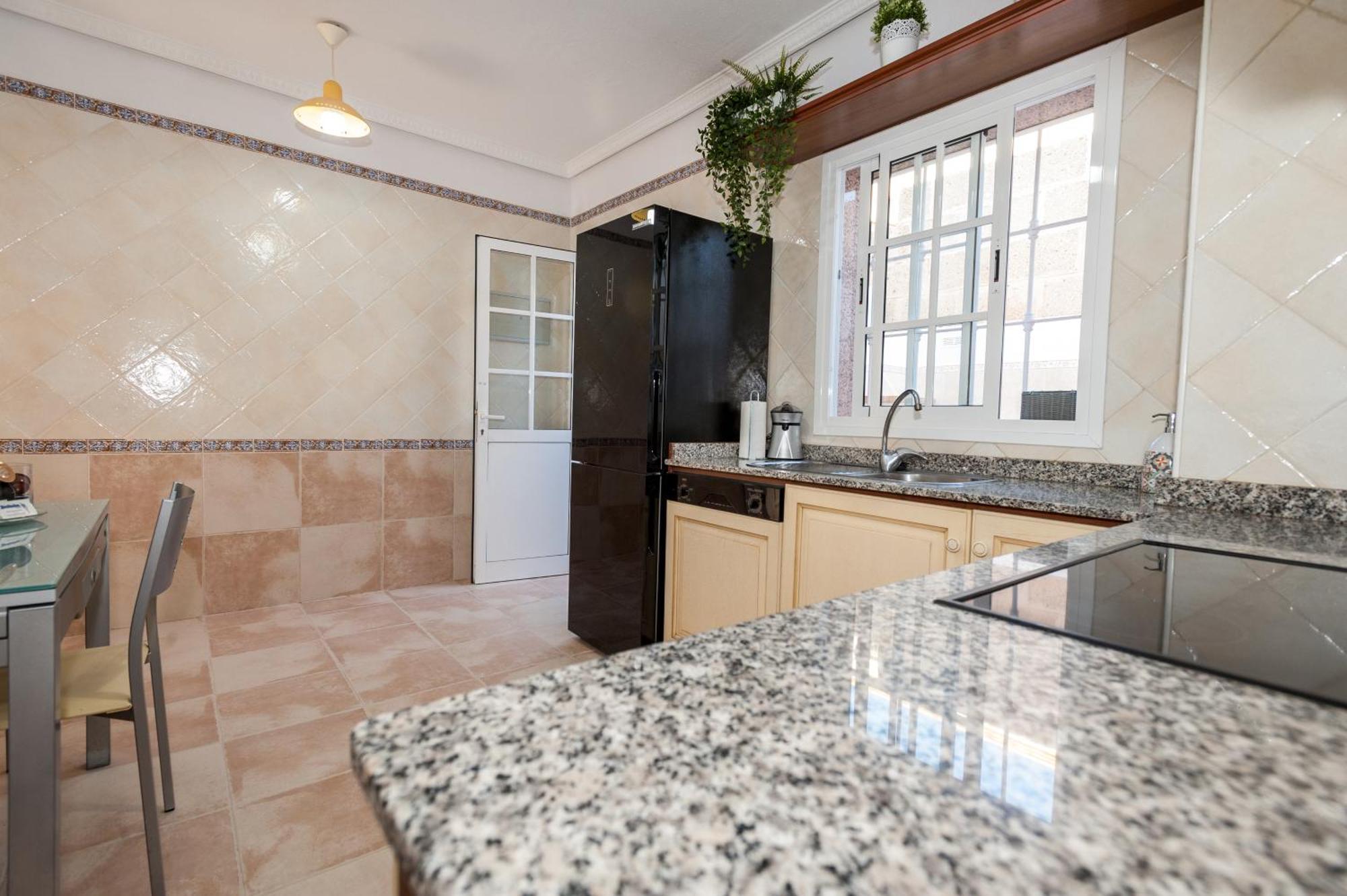 Villa Vanesa Luxury Private Villa With A Heated Pool, 4 Bedrooms And 4 Bathrooms Costa Adeje  ภายนอก รูปภาพ