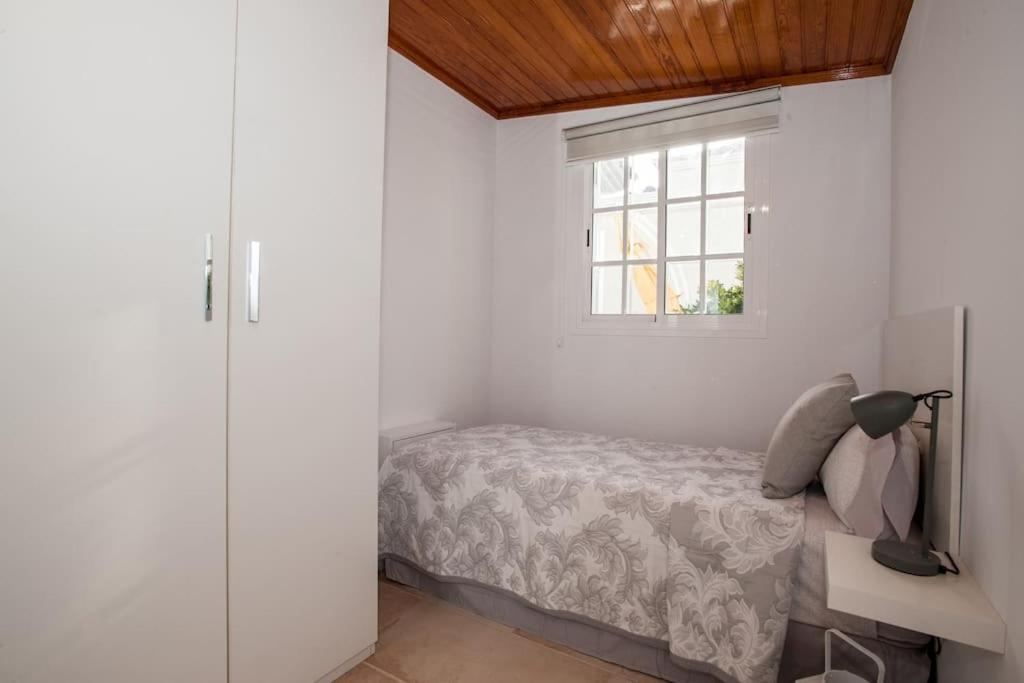Villa Vanesa Luxury Private Villa With A Heated Pool, 4 Bedrooms And 4 Bathrooms Costa Adeje  ภายนอก รูปภาพ