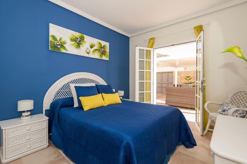 Villa Vanesa Luxury Private Villa With A Heated Pool, 4 Bedrooms And 4 Bathrooms Costa Adeje  ภายนอก รูปภาพ